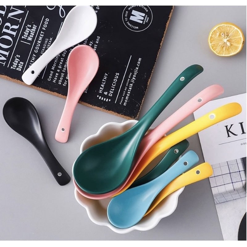 Muỗng sứ, thìa sứ trắng viền đen Muôi sứ múc cơm canh Kim Cương