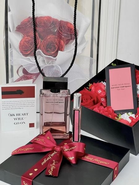 Narciso Musc Noir Rose