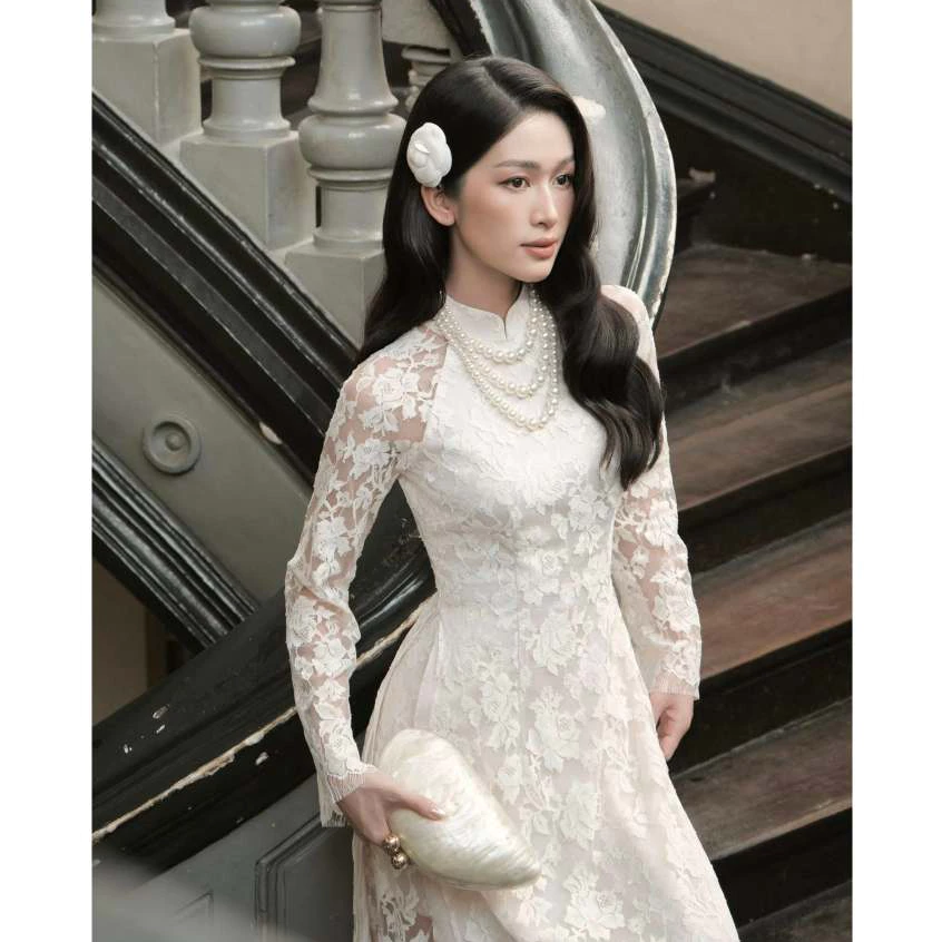 Áo dài truyền thống tay loe họa tiết Ren họa tiết hoa hồng