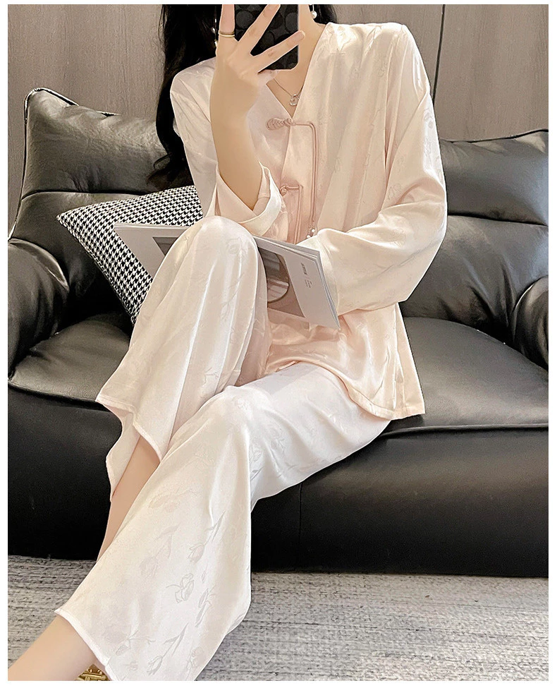 Bộ Đồ Ngủ Nữ Băng Lụa Ice Silk